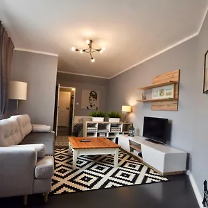 Abrahama Apartament Warszawa